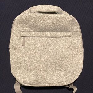 NWT DSW Gray backpack with adjustable straps